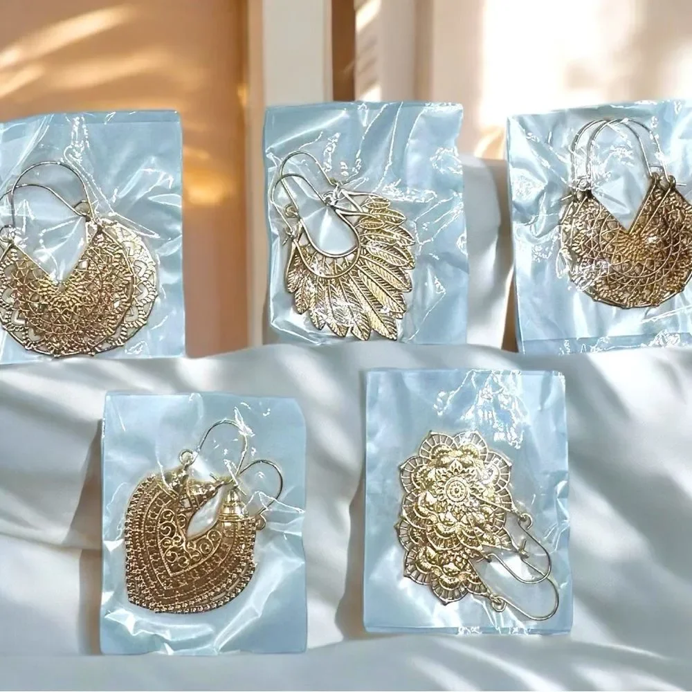 4-piece Random Jewelry Lot l 2 Bracelets & 1 Pair Earrings l Gold in Color l New